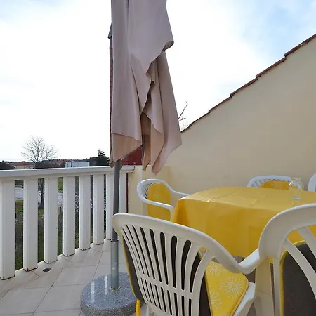 Apartment Put Jamurina 20 *
